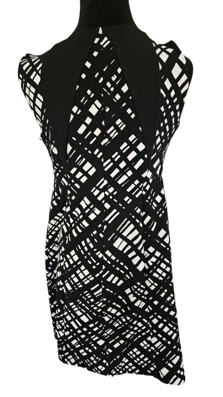 En Studio Focus Black White Geometric Print Sleeveless Dress Size 6